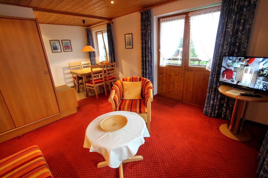Gatterhof Hotel Riezlern Room photo